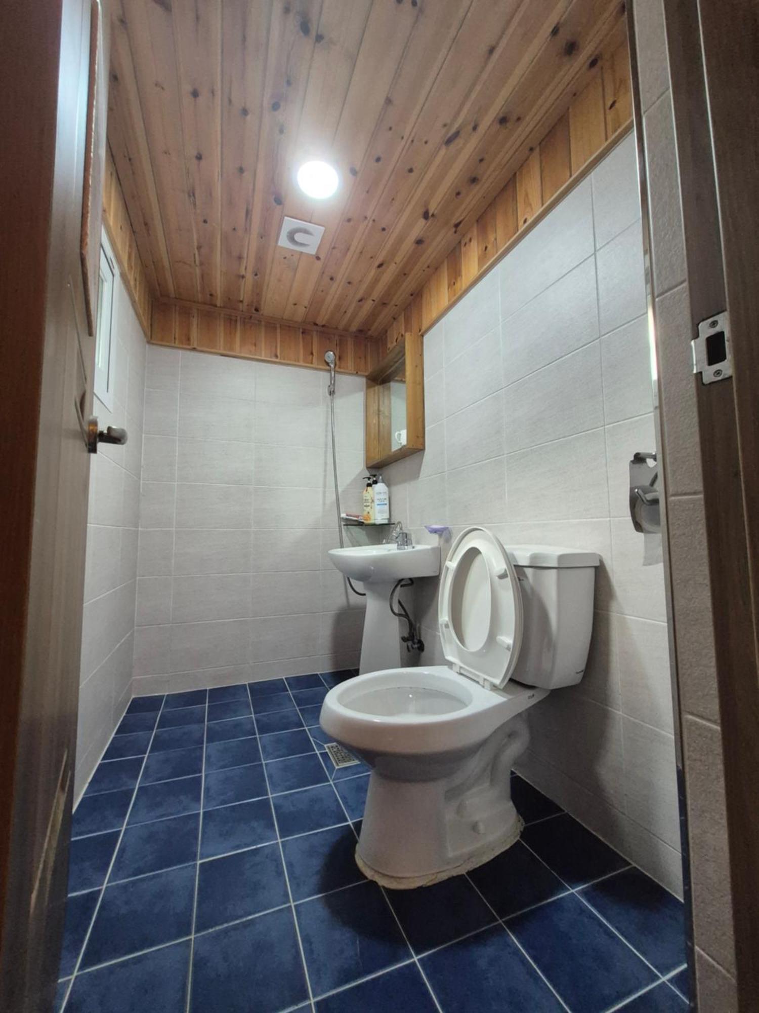 Jeonju Tosarang Guesthouse Quarto foto