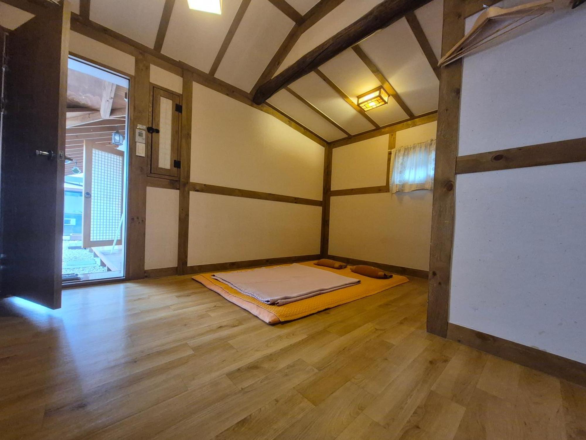 Jeonju Tosarang Guesthouse Quarto foto